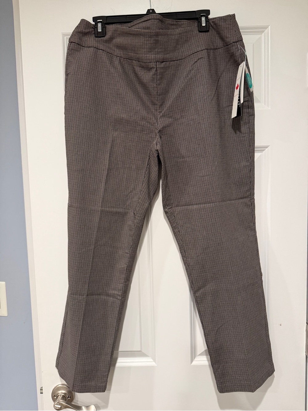 Women’s Gray Micro-Pattern Dress Pants